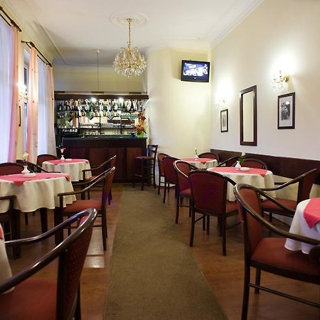 Penzion Kastiel Velky Krtis Extérieur photo